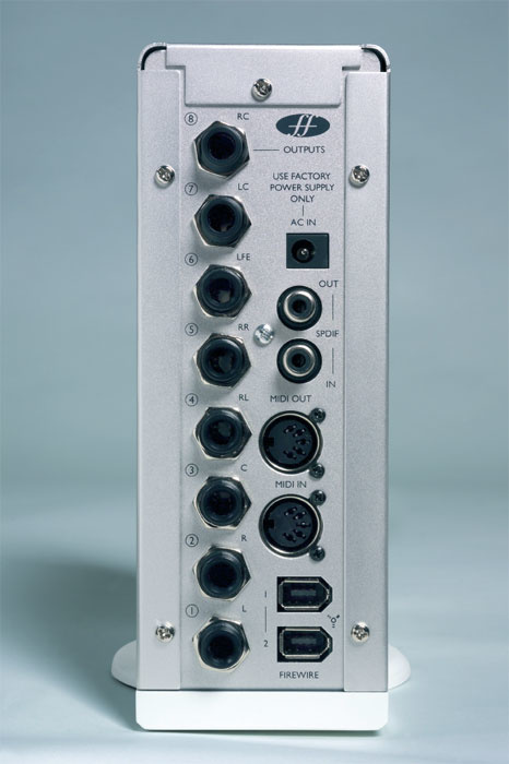 focusrite_saffire_back.jpg