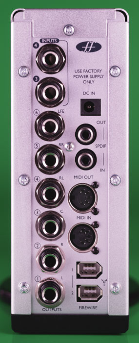 focusrite_saffire_le_back.jpg