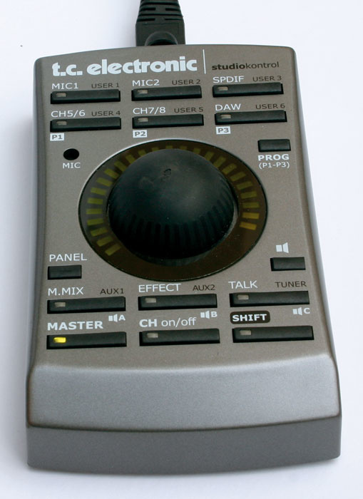 tc_electronic_studio_konnekt_48_control2.jpg